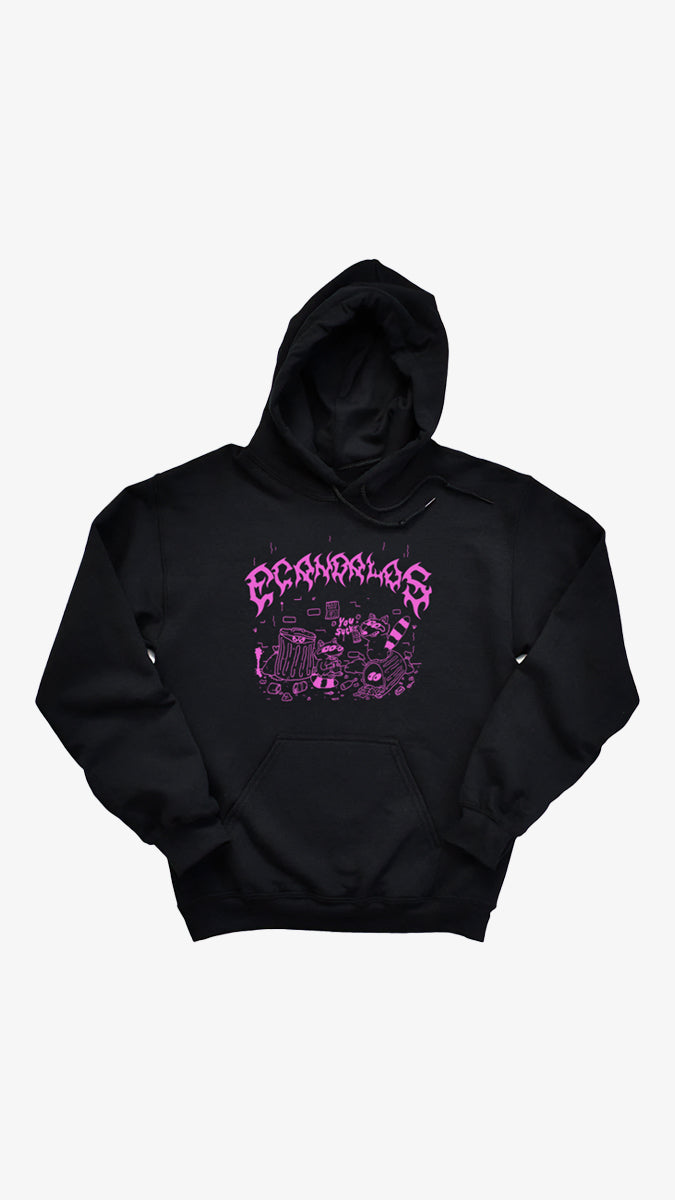 Sudadera negra con diseño mapaches